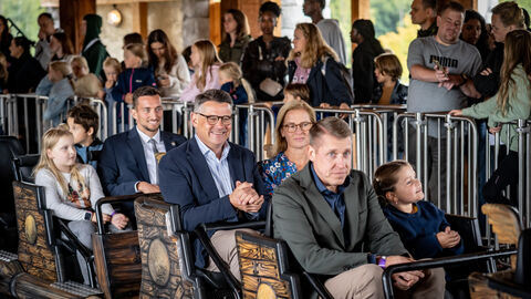 Ministerpräsident Rhein beim Drillingstreffen 2025