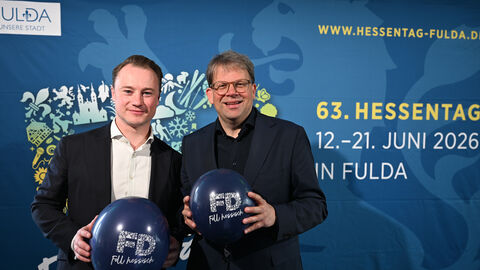 Der Chef der Staatskanzlei, Staatssekretär Benedikt Kuhn und der Fuldaer Oberbürgermeister Dr. Heiko Wingenfeld